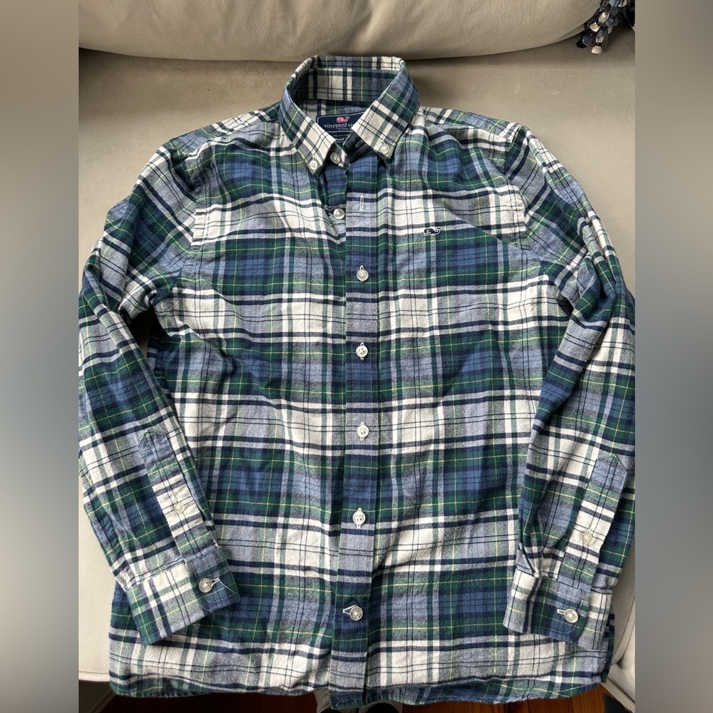 Vineyard Vines Whale shirt - button down - kids M